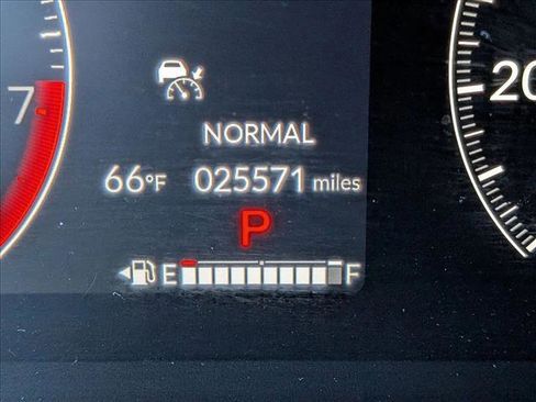 Used 2025 Honda Odyssey Sport-L image 10