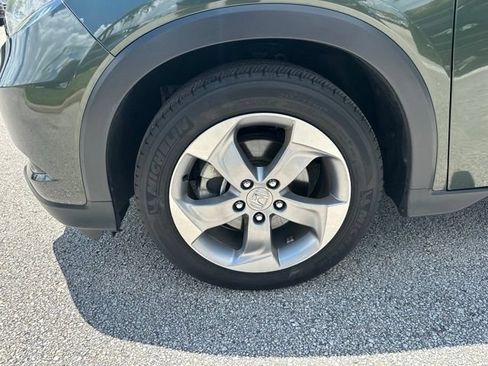 Used 2017 Honda HR-V LX image 23