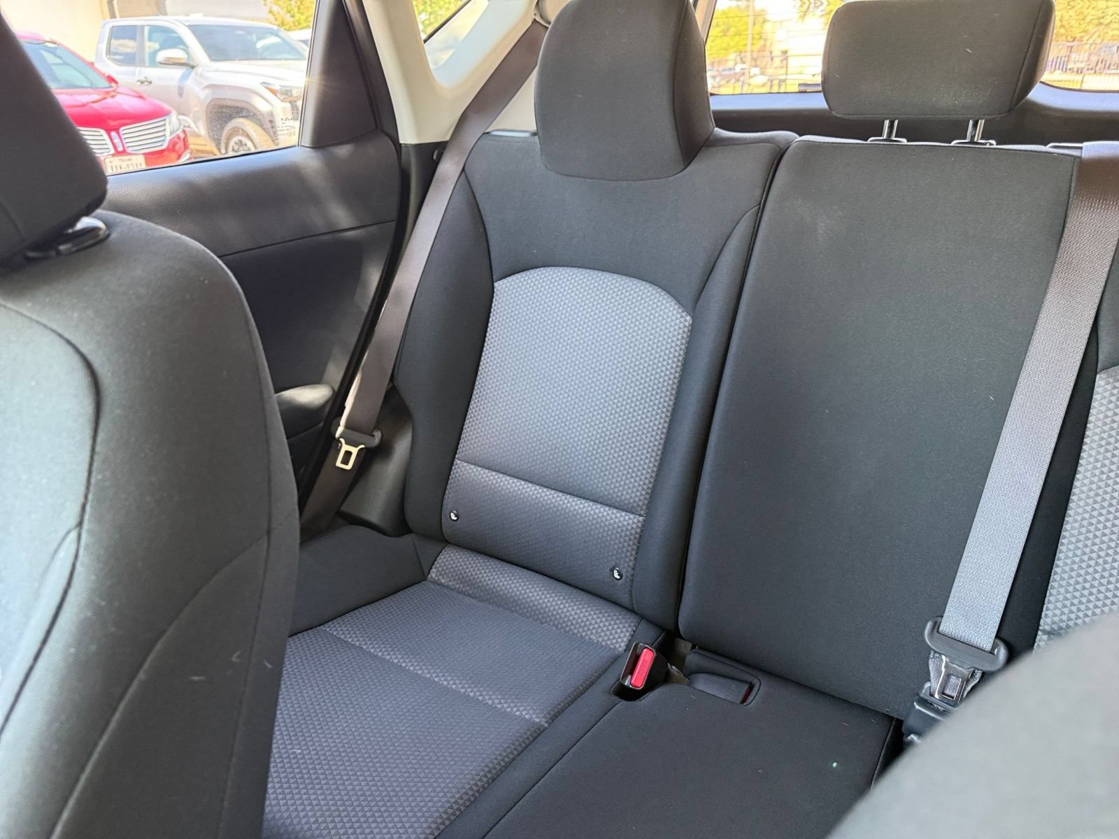 Used 2025 Kia Soul LX w/ LX Technology Package FWD image 38