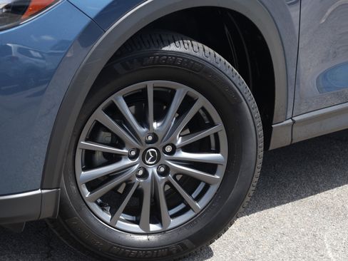 Used 2020 MAZDA CX-5 Touring FWD image 18