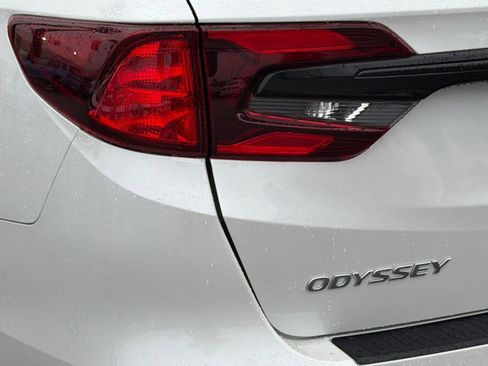 Certified 2023 Honda Odyssey Sport image 12