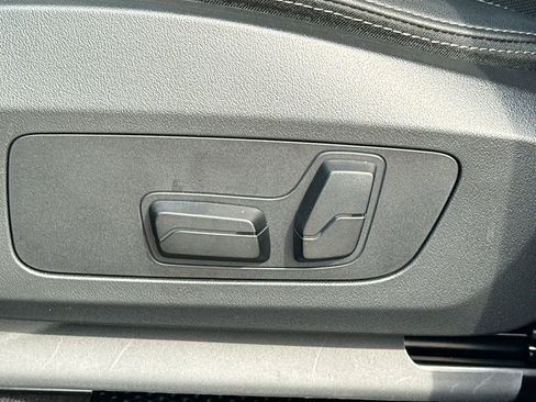 Used 2025 BMW X1 xDrive28i w/ Technology Package AWD/4WD image 24