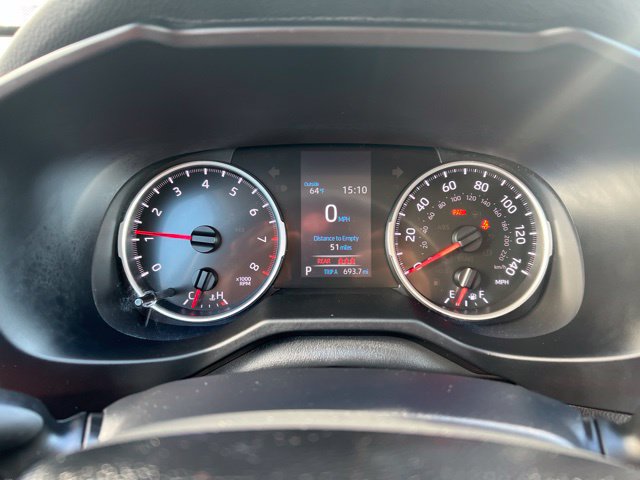 Used 2021 Toyota RAV4 LE AWD/4WD image 13