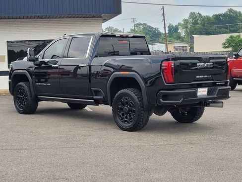 Used 2024 GMC Sierra 2500 Denali Ultimate AWD/4WD image 7