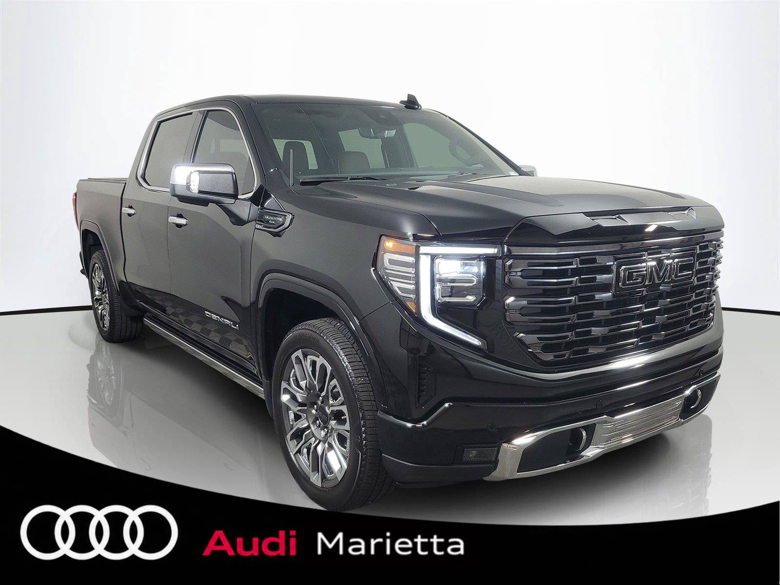 Used 2025 GMC Sierra 1500 Denali Ultimate AWD/4WD image 1