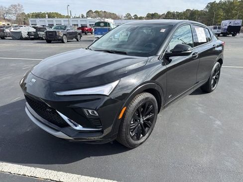 Used 2025 Buick Envista Sport Touring image 1