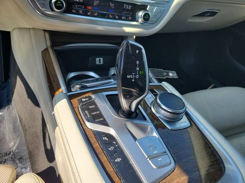 Used 2016 BMW 750i xDrive AWD/4WD image 31
