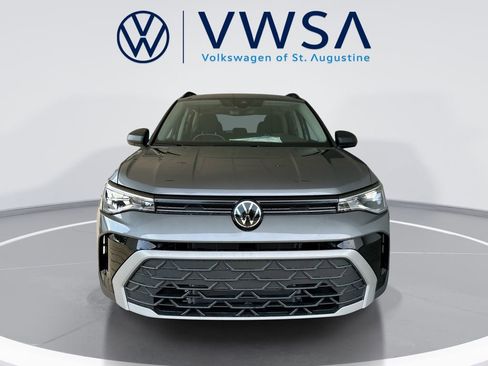 Used 2025 Volkswagen Taos S FWD image 2