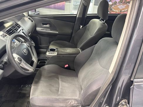 Used 2014 Toyota Prius V Three FWD image 12