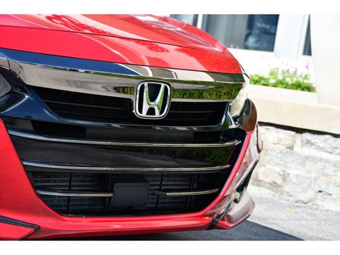 Used 2021 Honda Accord Sport image 10