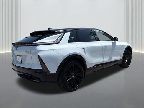 New 2026 Cadillac Lyriq Sport w/ LPO, ONYX Package RWD image 5