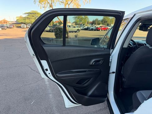 Used 2015 Chevrolet Trax LS w/ LPO, Cargo Package image 23