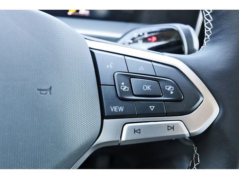 Used 2025 Volkswagen Tiguan S FWD image 18