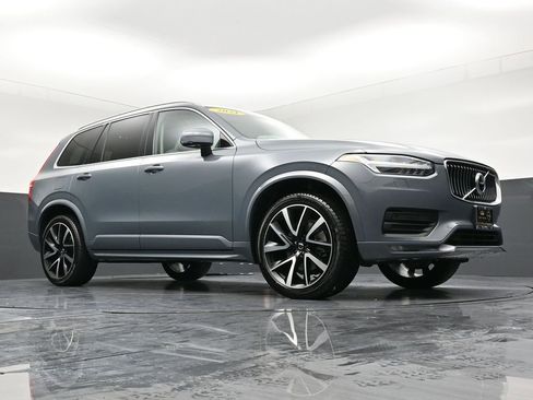 Used 2021 Volvo XC90 T6 Momentum w/ Advanced Package image 30