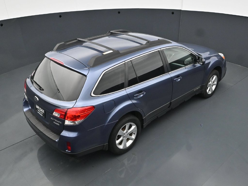 Used 2013 Subaru Outback Wilderness AWD/4WD image 39