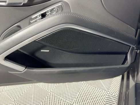 Used 2018 Porsche 911 Carrera S image 21