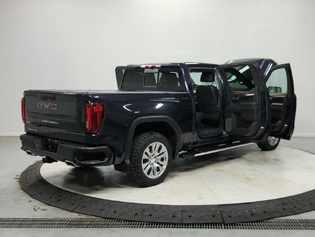 Used 2022 GMC Sierra 1500 Denali AWD/4WD image 16