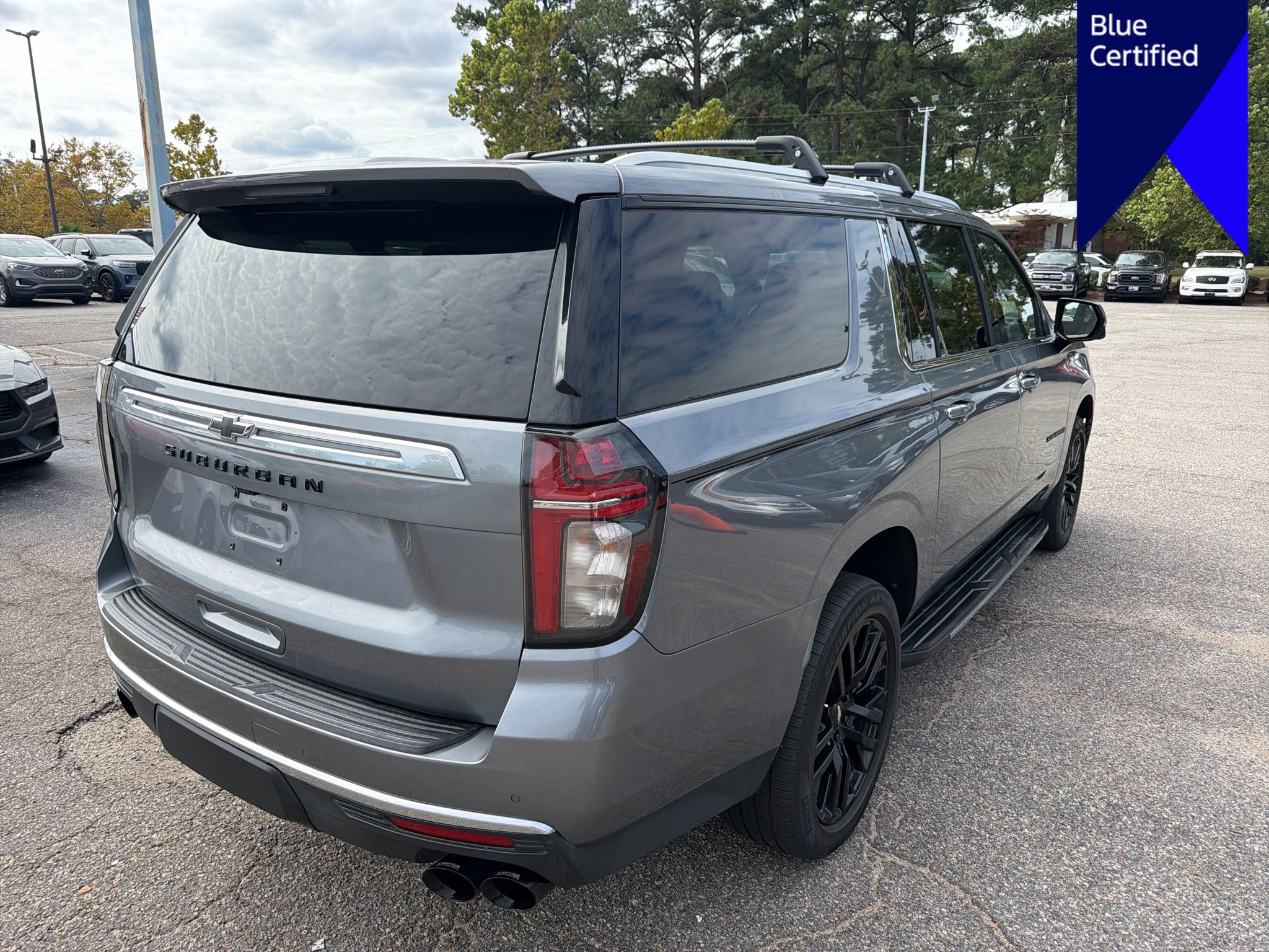 Used 2021 Chevrolet Suburban High Country AWD/4WD image 5