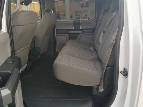 Used 2017 Ford F150 XLT image 11