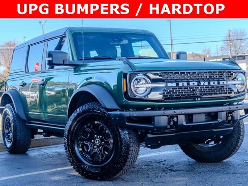 Used 2025 Ford Bronco Badlands image 3