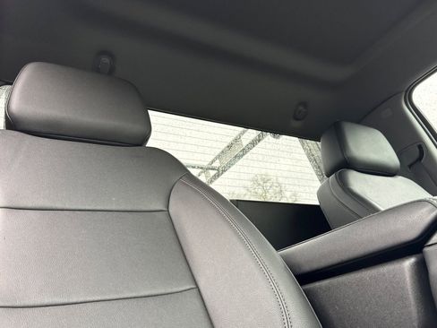 Used 2022 Chevrolet Silverado 1500 W/T w/ WT Value Package image 15