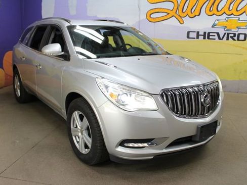 Used 2017 Buick Enclave Leather AWD/4WD image 4