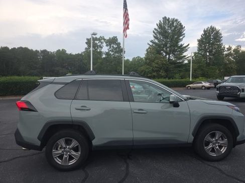 Used 2023 Toyota RAV4 XLE FWD image 9