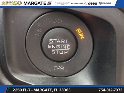 Used 2024 Jeep Gladiator Sport AWD/4WD image 30