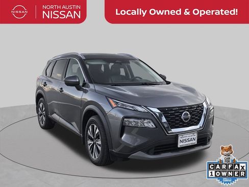 Used 2021 Nissan Rogue SV w/ Premium Package FWD image 1