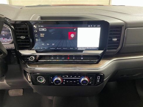 Used 2024 GMC Sierra 1500 Elevation AWD/4WD image 16