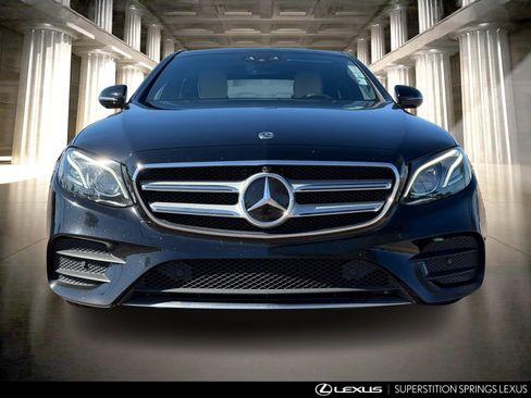 Used 2018 Mercedes-Benz E 300 image 5