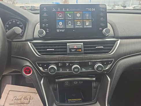 Used 2022 Honda Accord Touring image 23