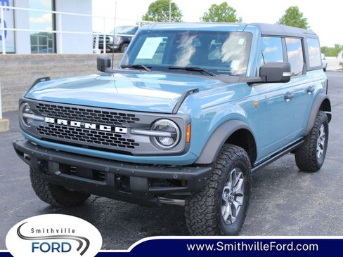 Used 2023 Ford Bronco Badlands AWD/4WD image 1