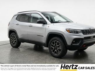 Used 2025 Jeep Compass Trailhawk video 1