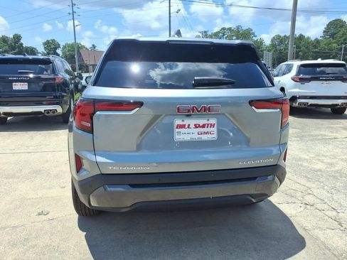 New 2026 GMC Terrain Elevation FWD image 6