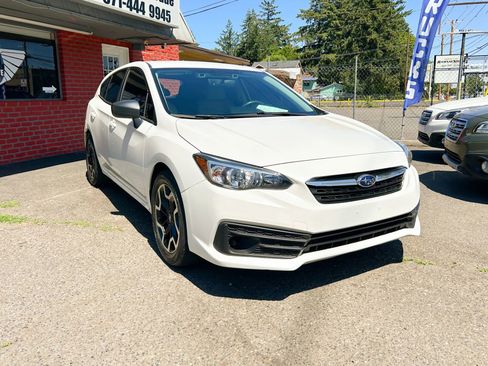 Used 2020 Subaru Impreza 2.0i image 4