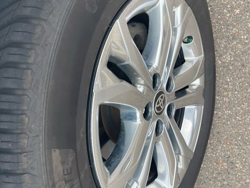 Used 2021 Toyota Sienna Platinum image 8