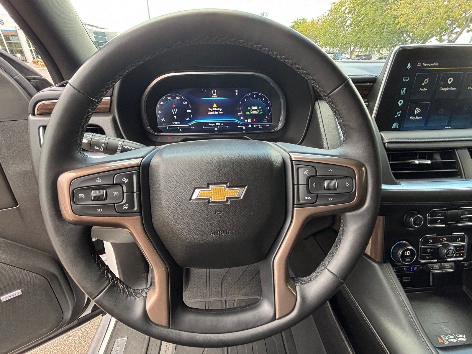 Used 2023 Chevrolet Tahoe High Country w/ Premium Package 2 AWD/4WD image 12