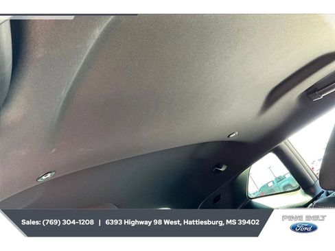 Used 2022 Dodge Challenger R/T RWD image 16
