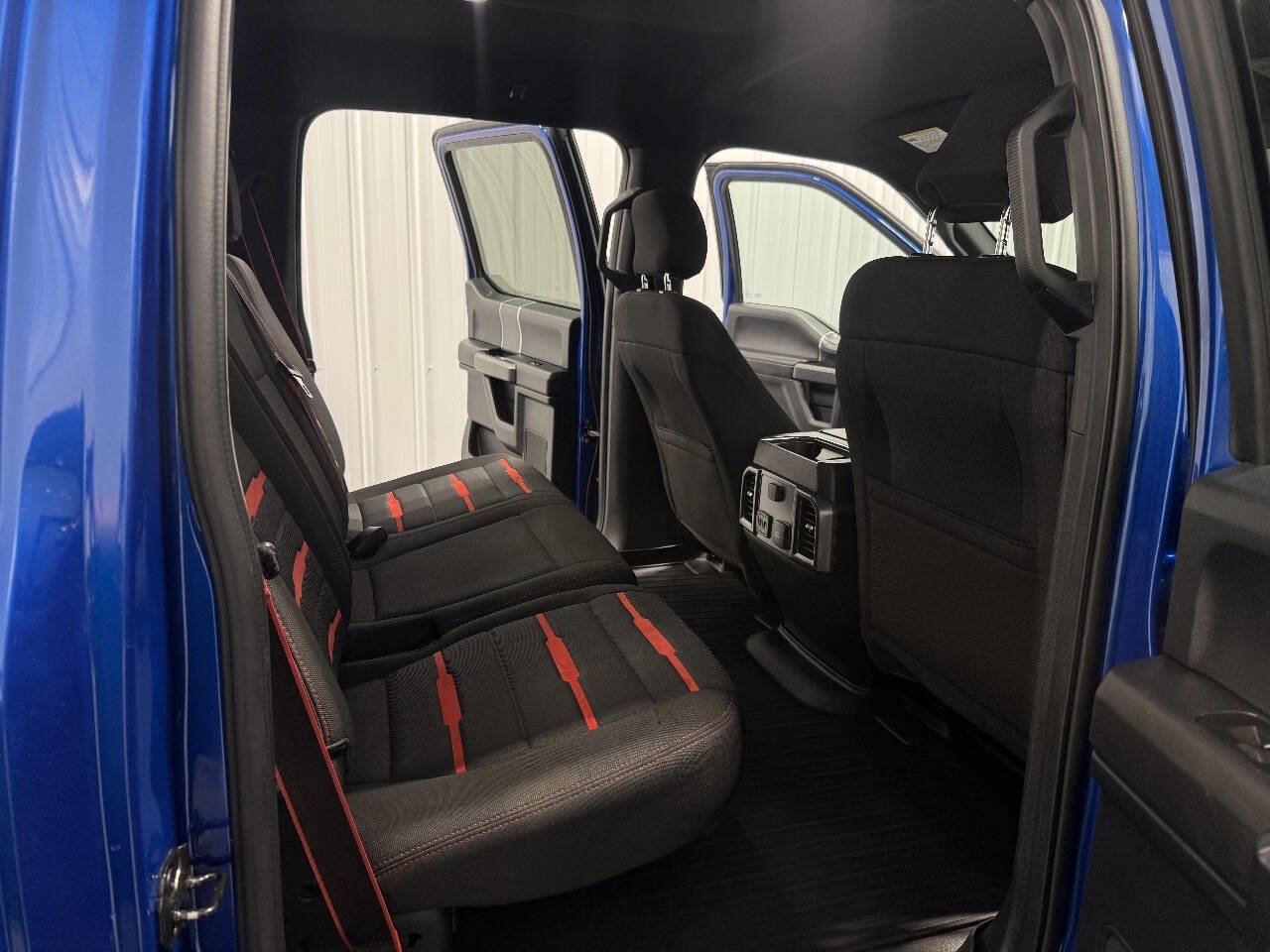 Used 2017 Ford F150 XLT w/ Equipment Group 302A Luxury AWD/4WD image 24