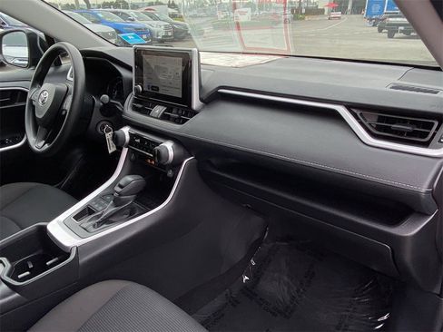 Certified 2025 Toyota RAV4 LE image 15