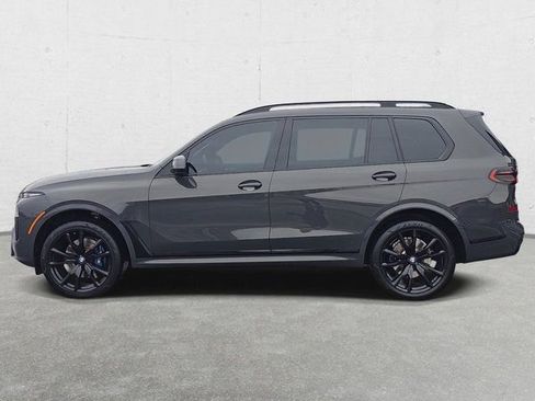 Used 2024 BMW X7 xDrive40i w/ M Sport Package image 8
