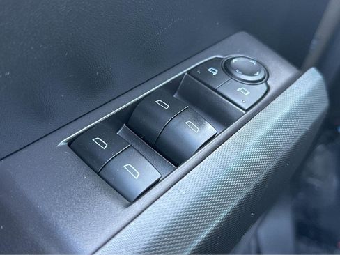 Used 2023 Chevrolet Colorado W/T image 31