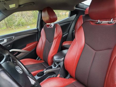 Used 2015 Hyundai Veloster Turbo R-Spec FWD image 8