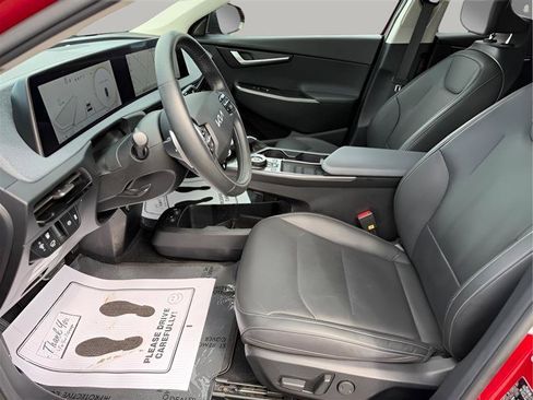 Used 2022 Kia EV6 Wind RWD image 25