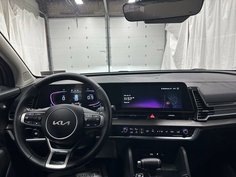 Used 2023 Kia Sportage EX FWD image 16