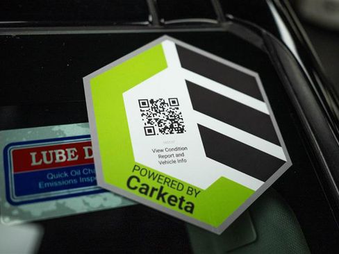 Used 2023 Land Rover Discovery Sport S image 23