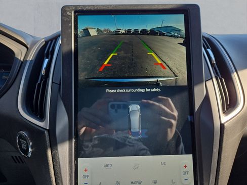 Certified 2022 Ford Edge SEL image 19