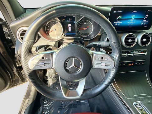 Used 2021 Mercedes-Benz GLC 300 image 39