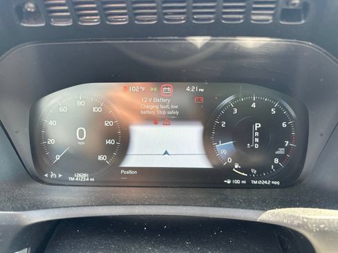 Used 2016 Volvo XC90 T5 Momentum FWD image 12